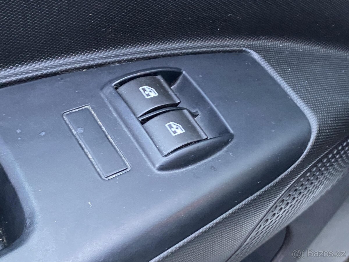 Opel Combo 1.3CDTi , 70 kW nafta, 2017 - 6