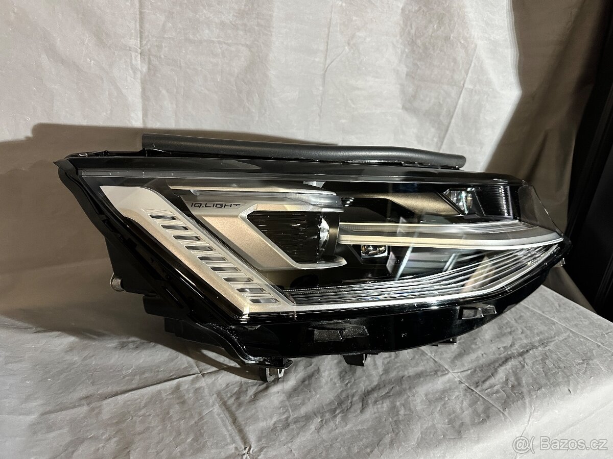 VW Multivan T7 pravý full led - 6