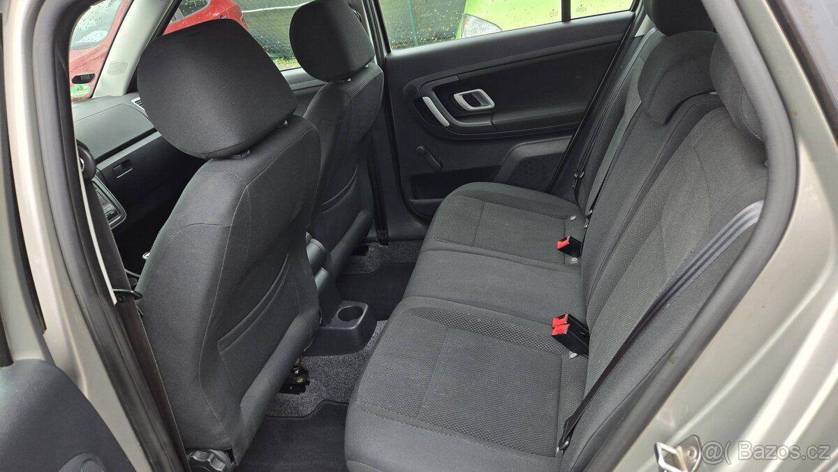 ŠKODA FABIA KOMBI 1.4 16V CLASSIC 1MAJITEL - 6