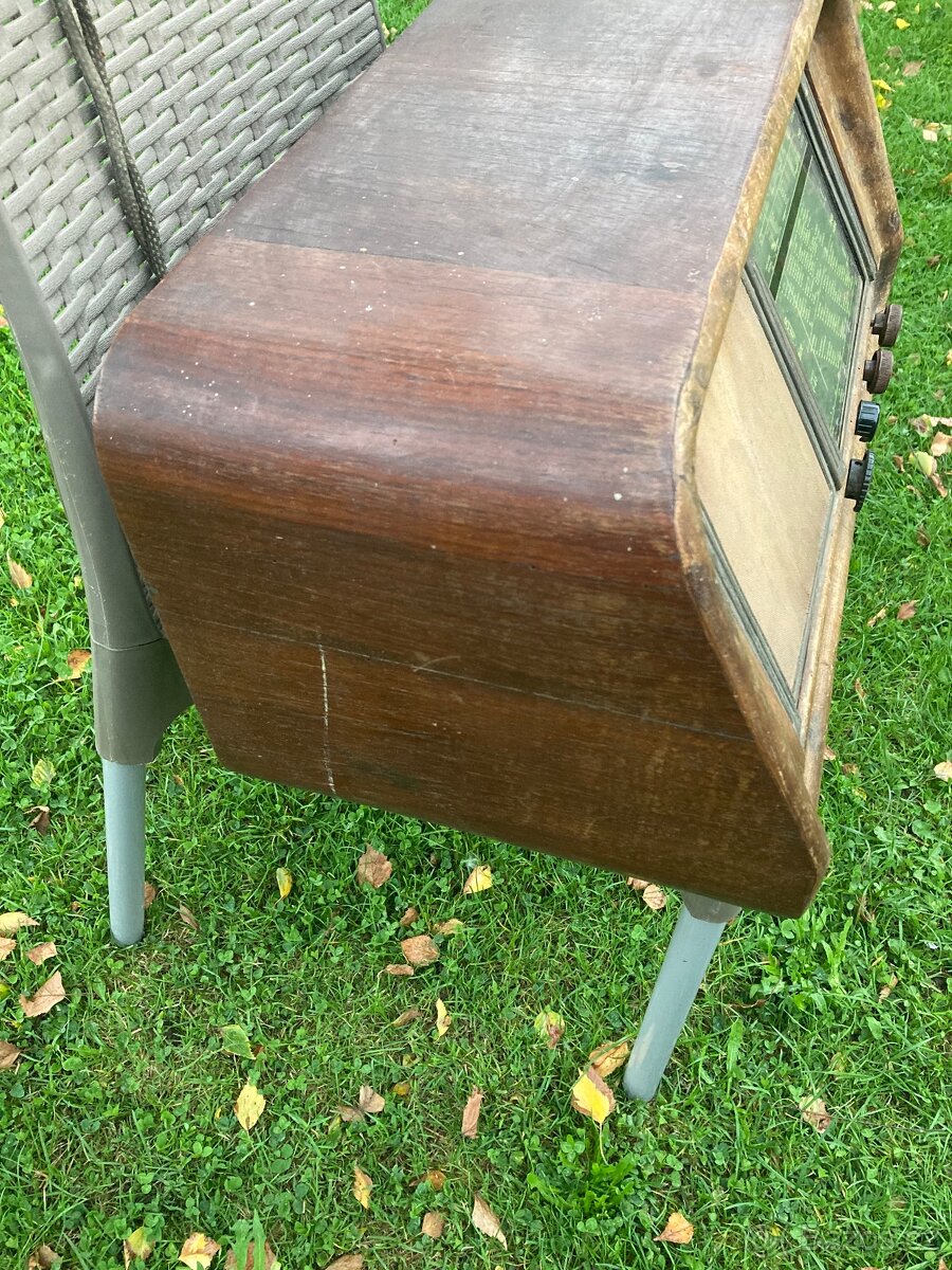 Starožitné retro rádio magnadyne - 6