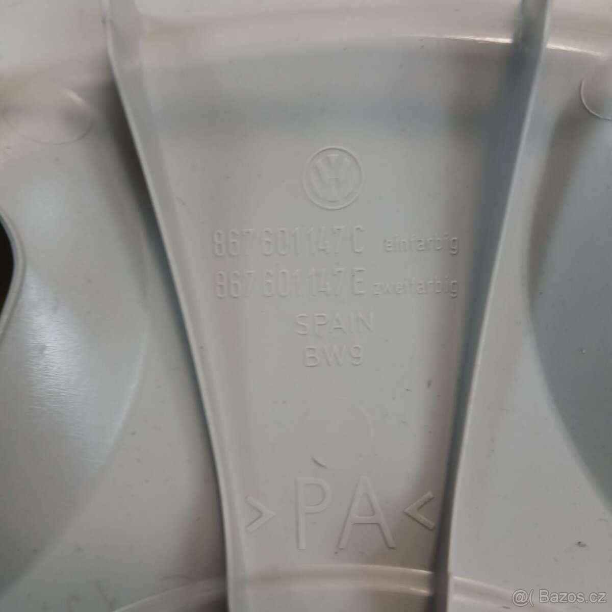 Originální poklice Volkswagen 13" - 6