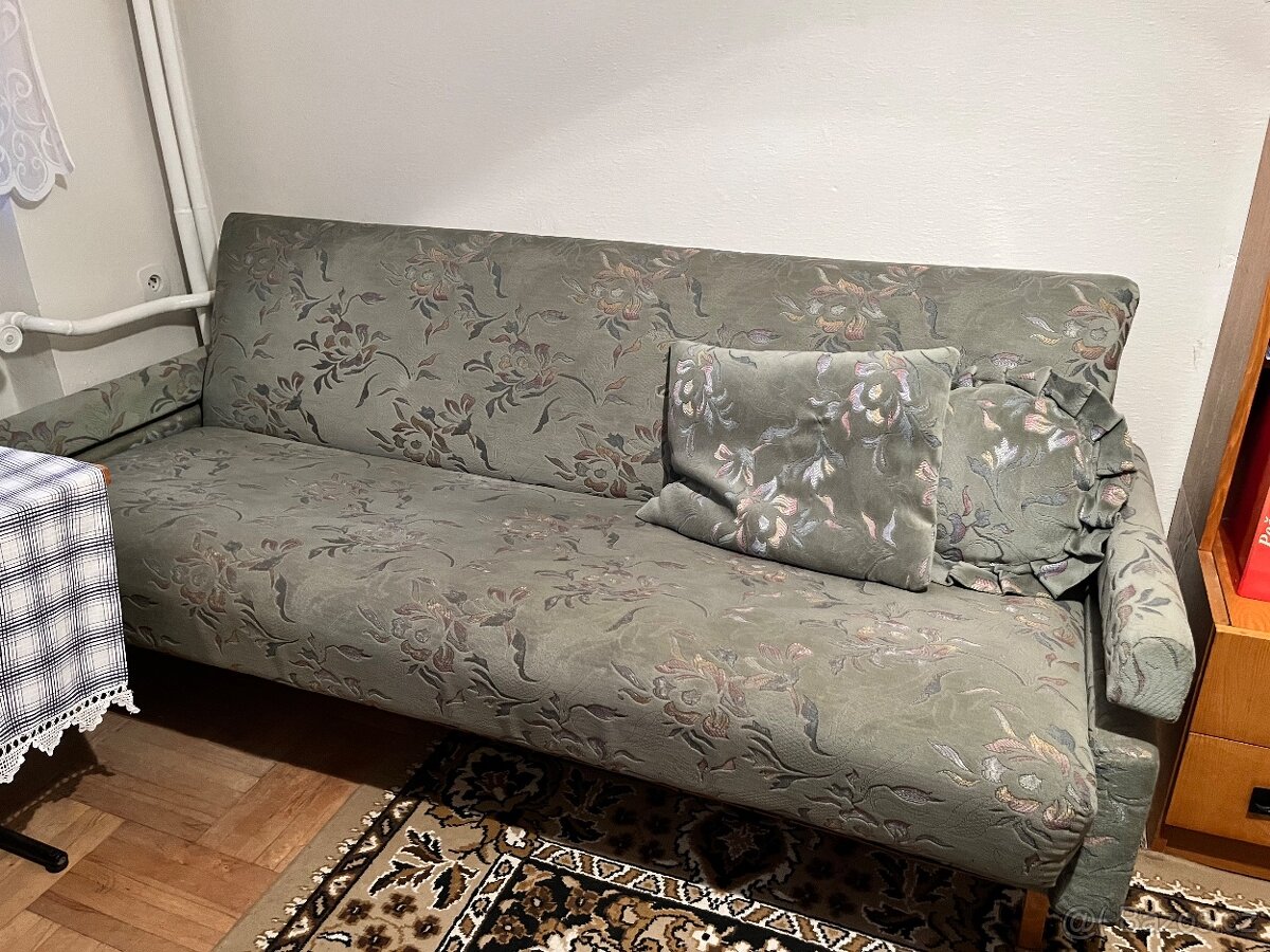 Rozkládací sedačka a 2 křesla - 6