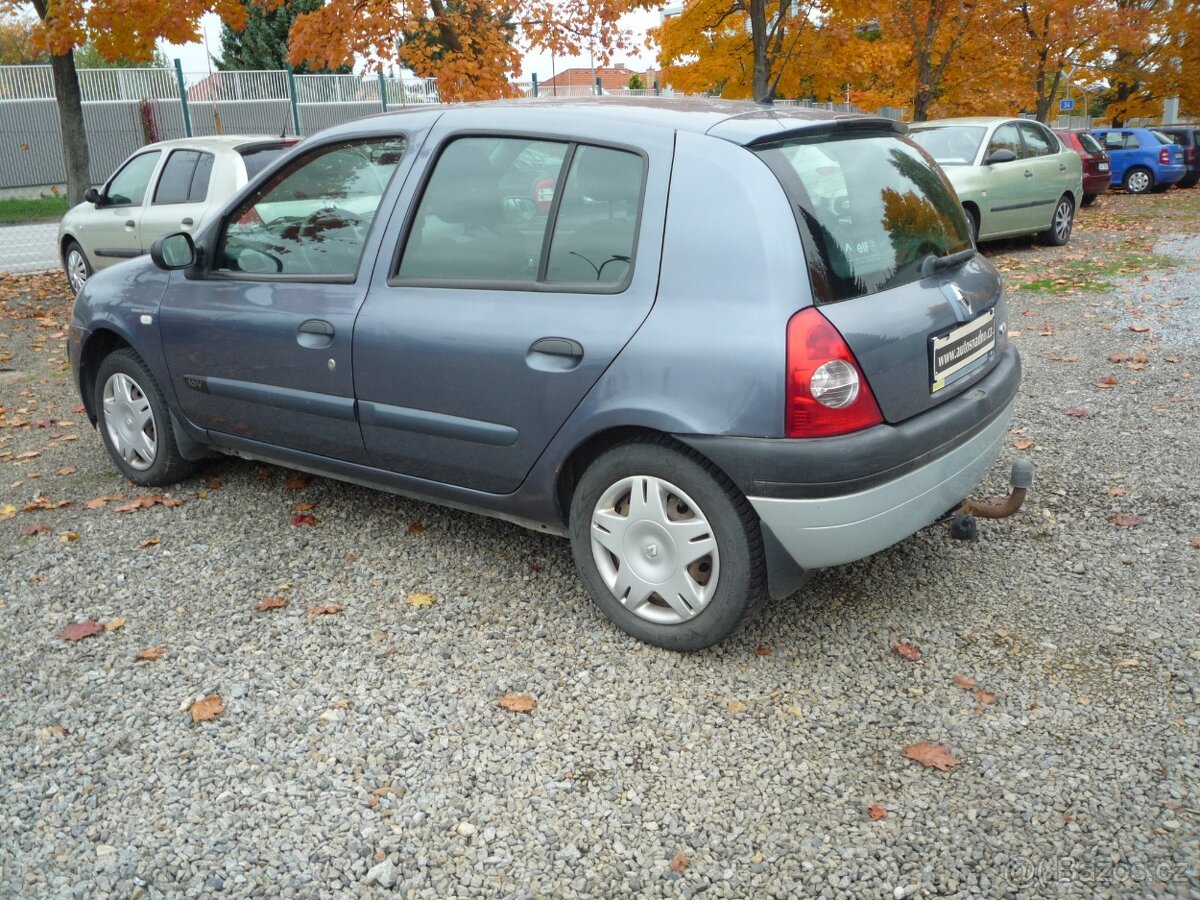 RENAULT CLIO 1,2 16 V 43,5 KW TAŽNÉ ZAŘÍZENÍ - 6