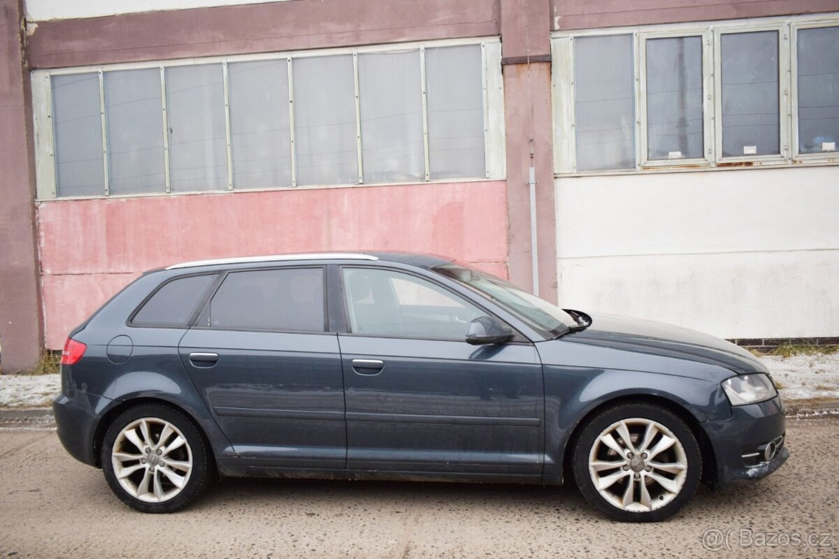Audi A3 SPORTBACK 1.6 TDi/2011/TAŽNÉ/ - 6