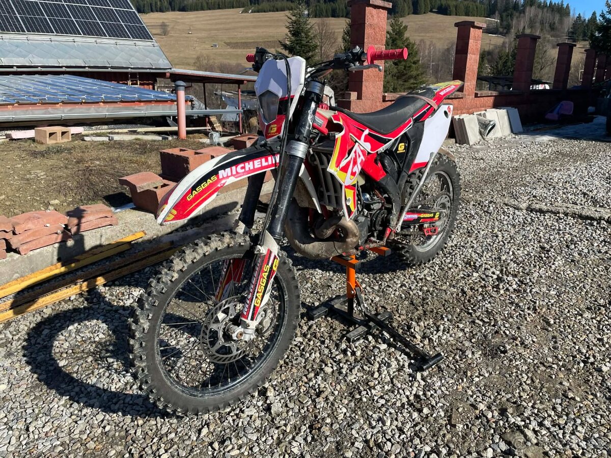 GASGAS EC 300 - 6