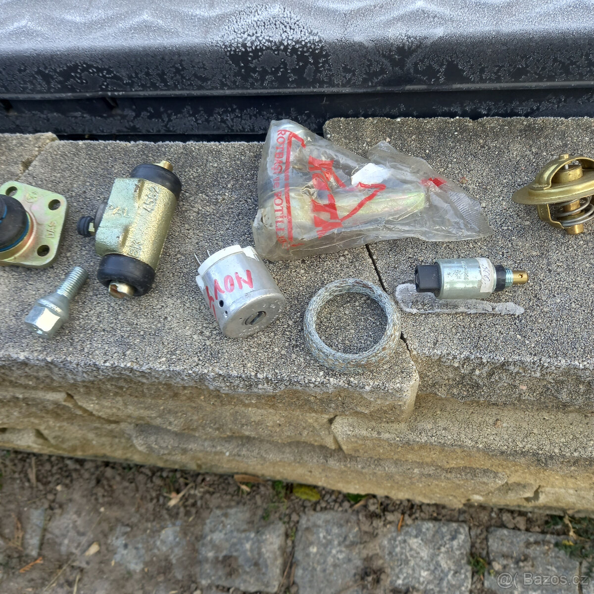 nahradní díly favorit - 6