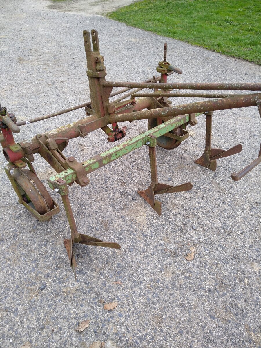 Sazeč na brambory - 6