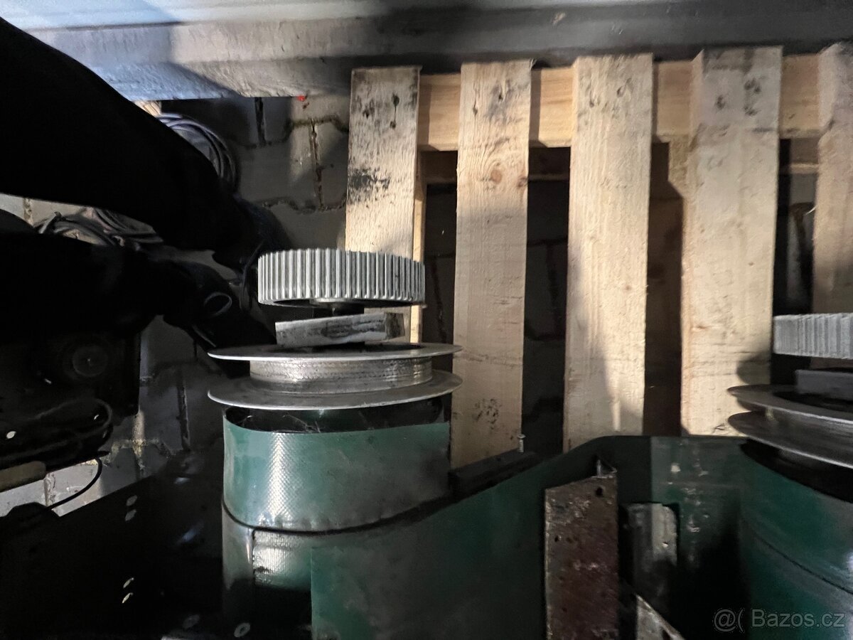 Prodám roletové průmyslová vrata - 6