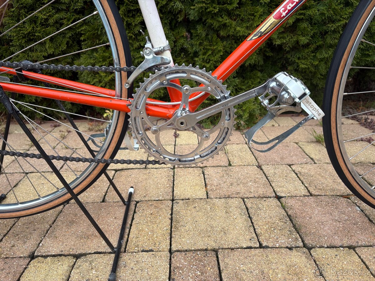 Kolo Favorit F12 z roku 1963 - 6