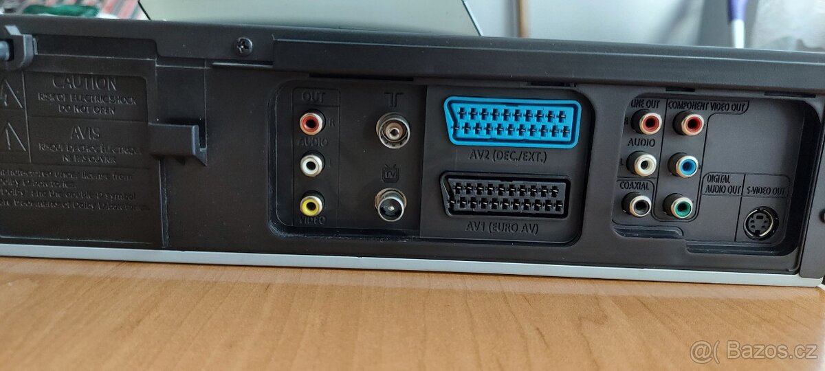 COMBO SAMSUNG V6700/ZÁZNAM Z VHSNA DV - 6