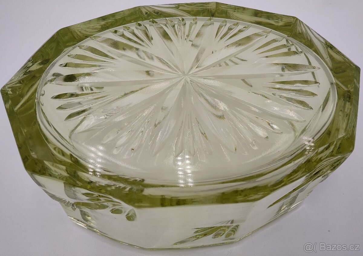 Stará masivní Křišťálová mísa na ovoce - Žlutozelená 18,5cm - 6