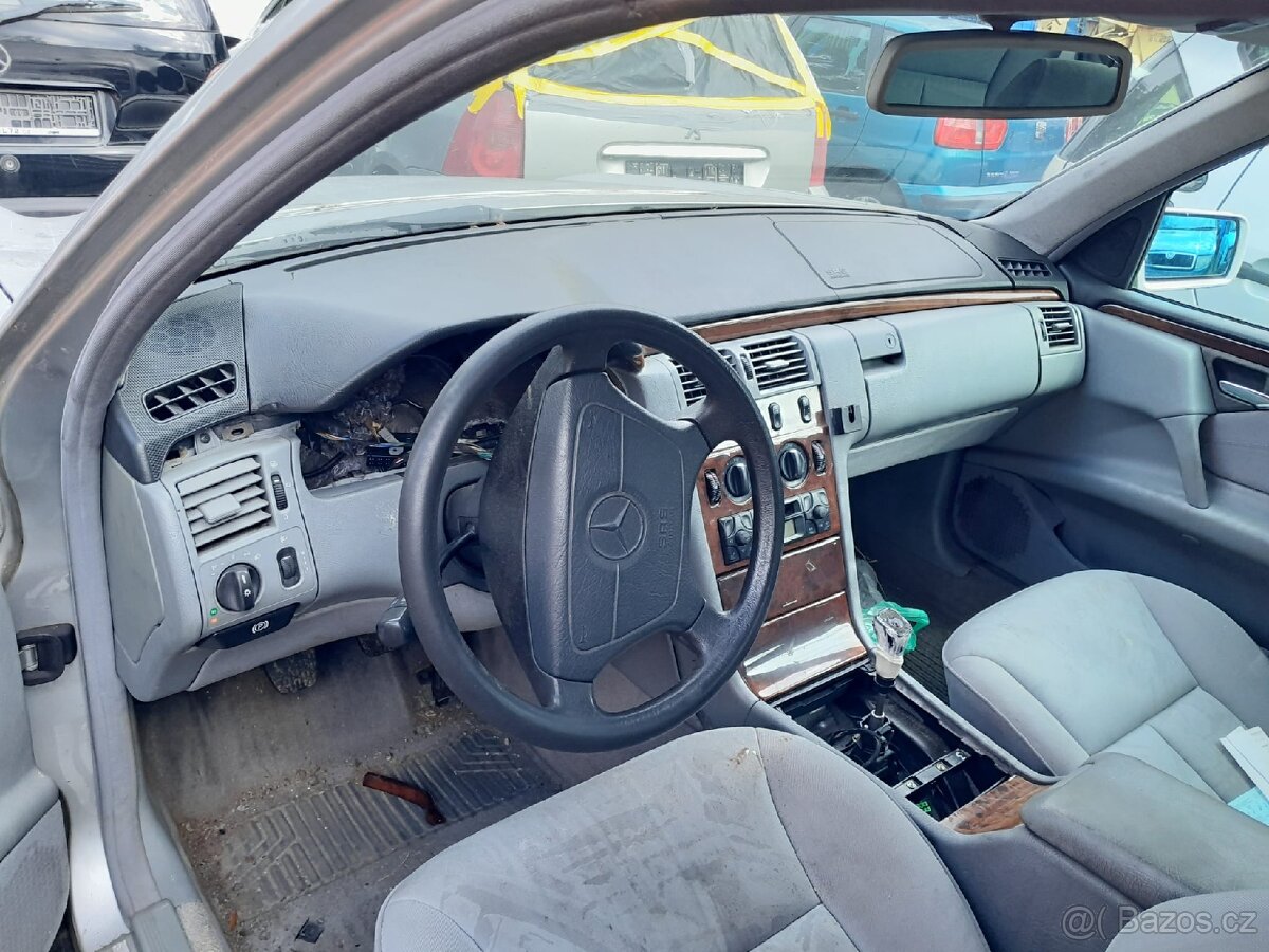 Mercedes Benz E W210, 2.2Cdi, náhradní díly - 6