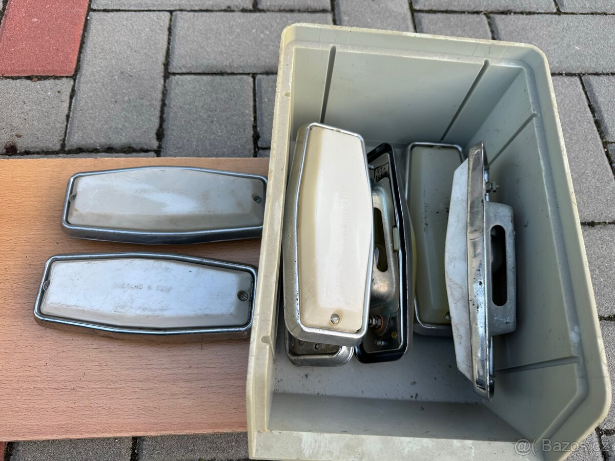 Volha Gaz 24, stropní světlo interiéru - 6