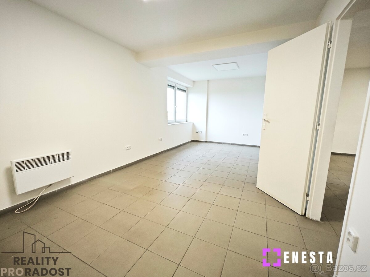 Variabilní skladové prostory v obci Tursko - 6