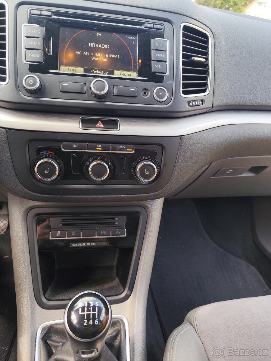 VW Sharan 1.4tsi ,velká výbava - 6