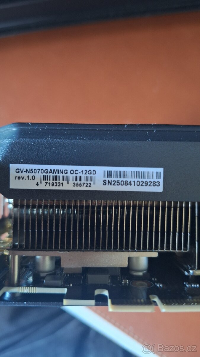 GIGABYTE GeForce RTX 5070 GAMING OC 12GB - 6