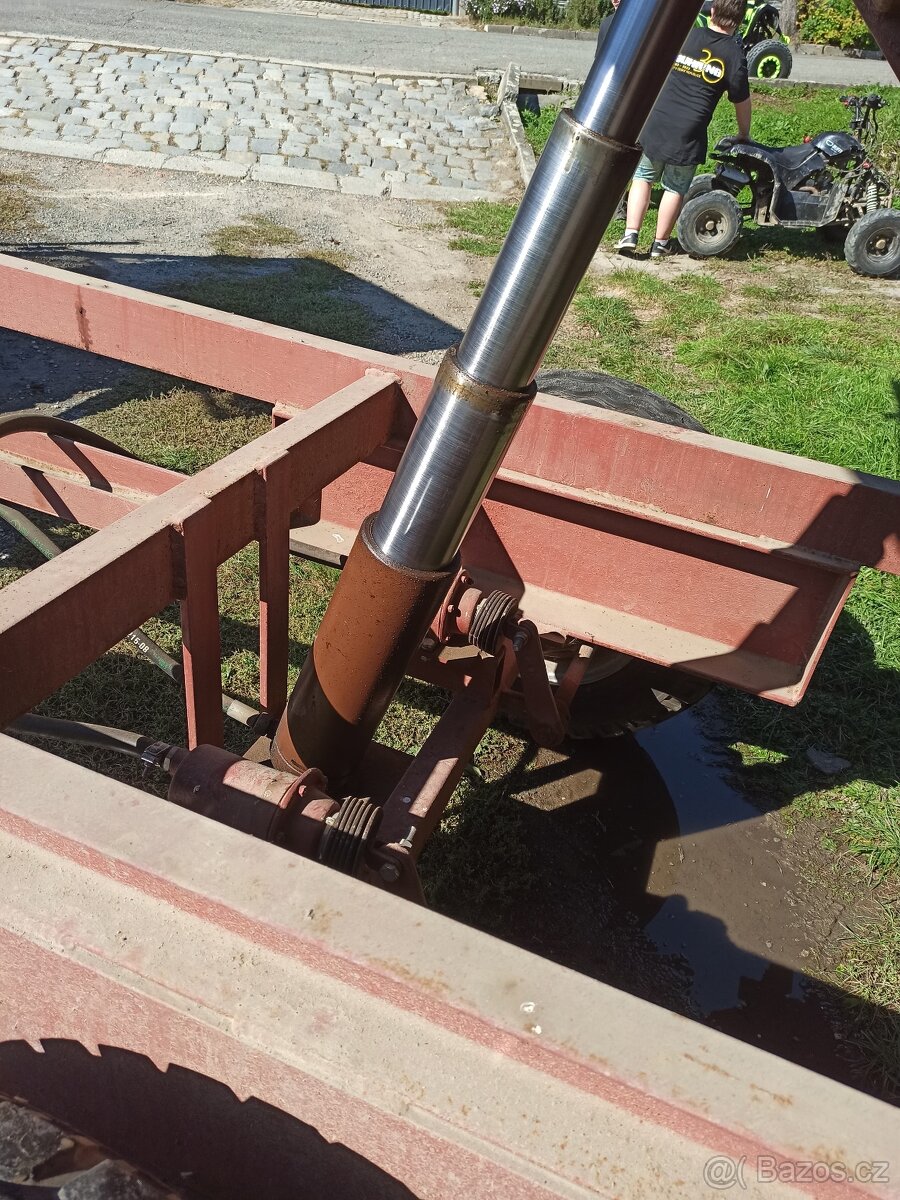 Jednoosý sklopný vlek - 6