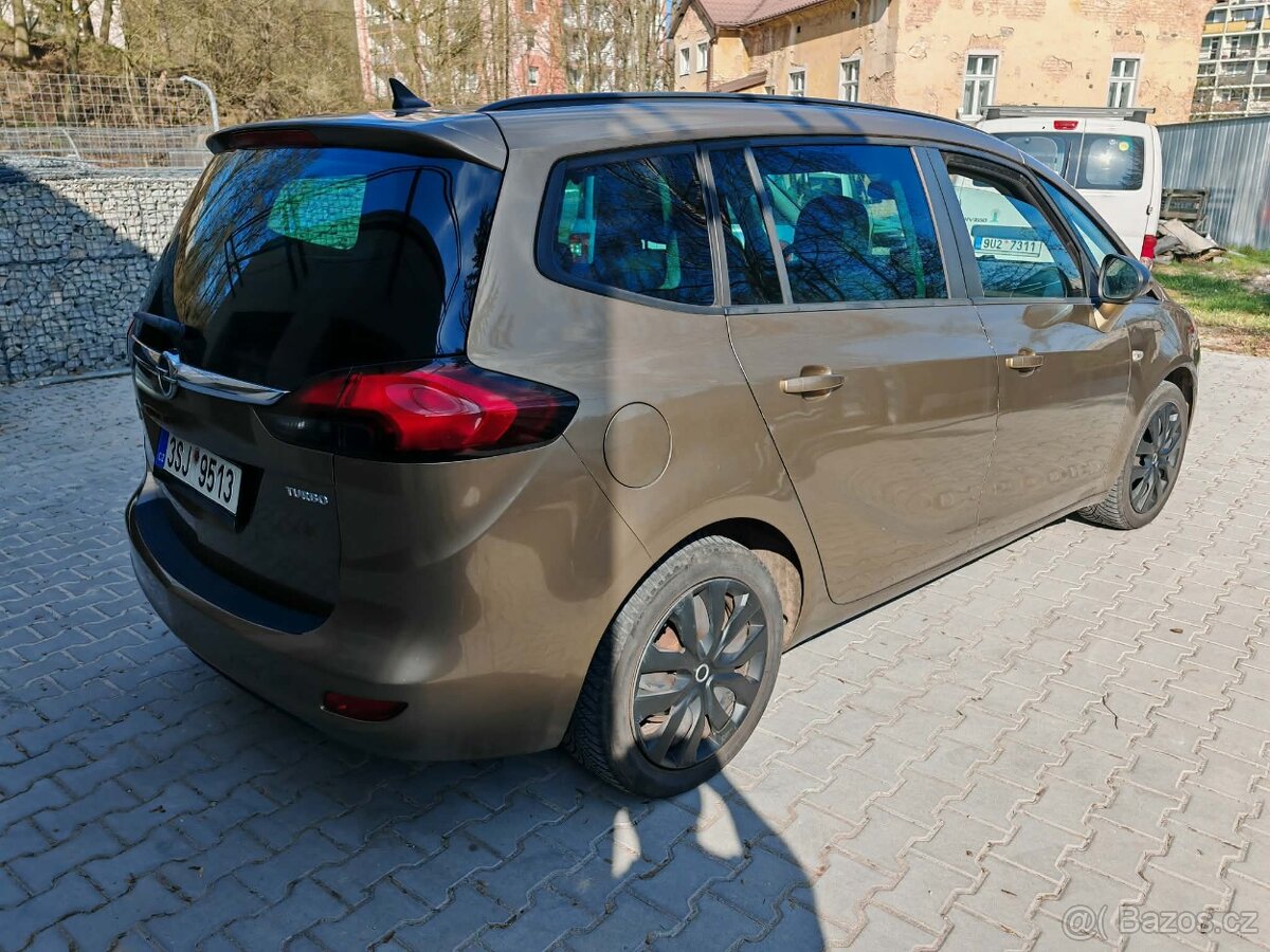 Prodám Opel ZafiraC Tourer - 6
