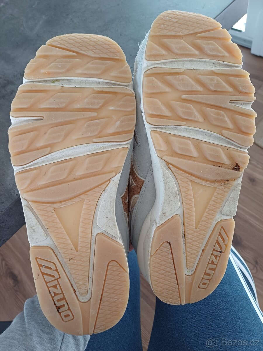 Unisex tenisky Mizuno SKY medal vel.40 - 6