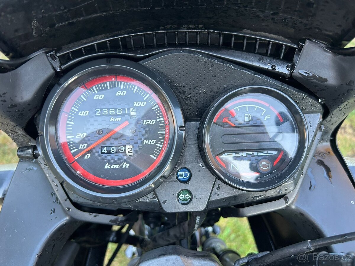 HONDA CBF 125 - 6