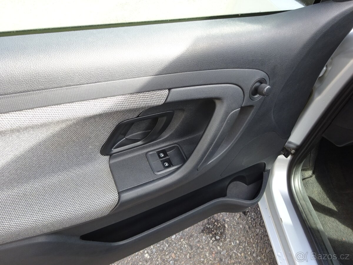 Škoda Fabia 1.4i 16V Combi r.v.2014 (63 kw) stk:10/2027 - 6