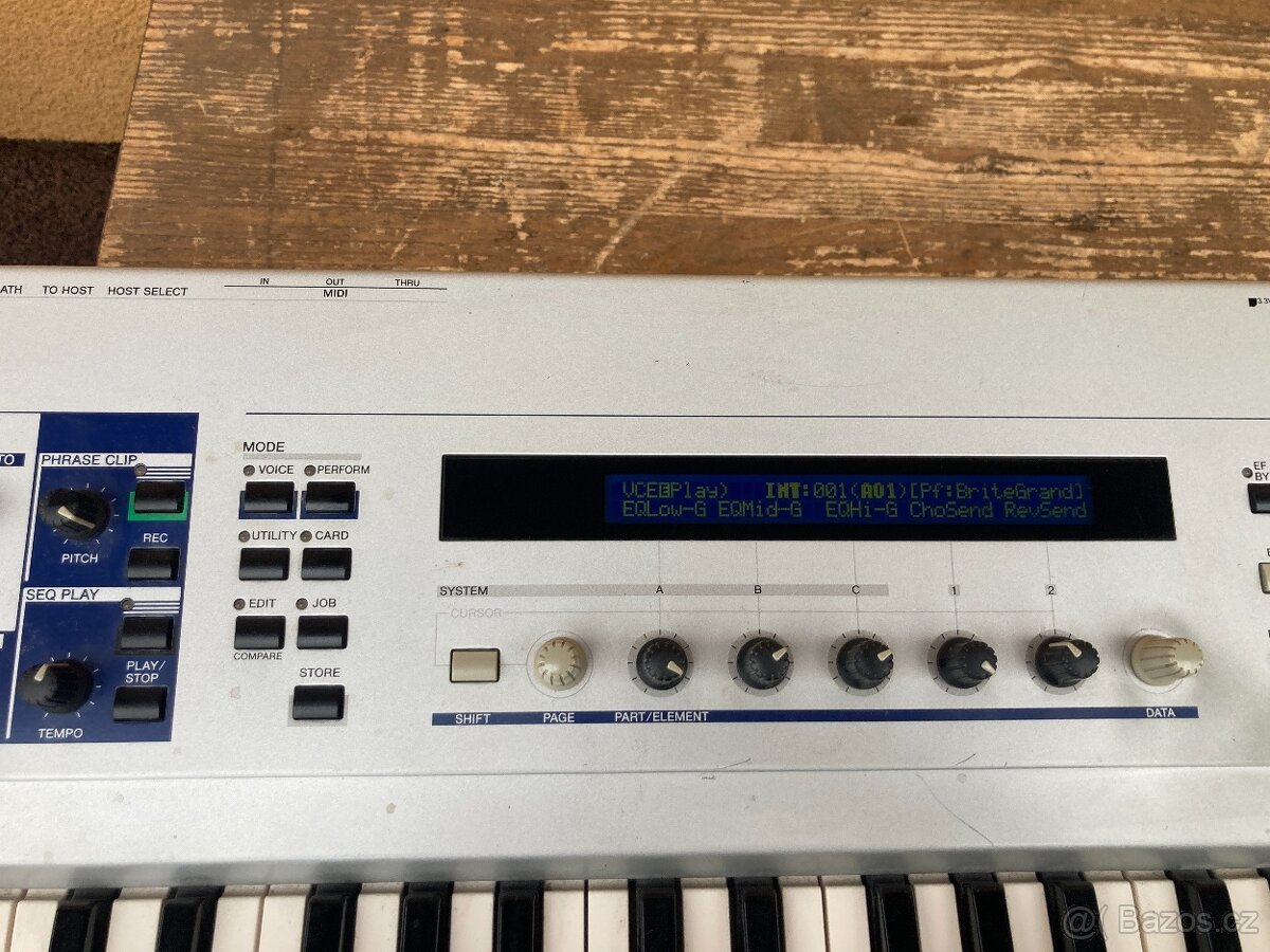 Syntezátor Yamaha CS6X - 6