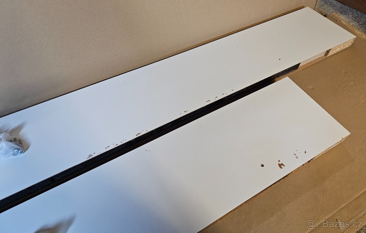PRODÁM SADU 2KS BÍLÝCH POLIC IKEA LACK 110 A 190 CM - 6