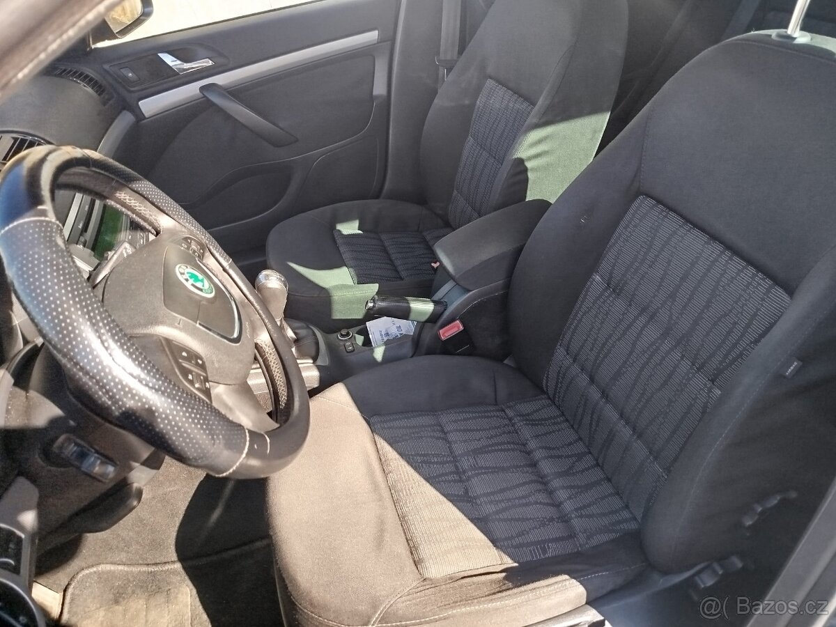 ŠKODA OCTAVIA COMBI 1.6 TDI...r.v.2010 - 6