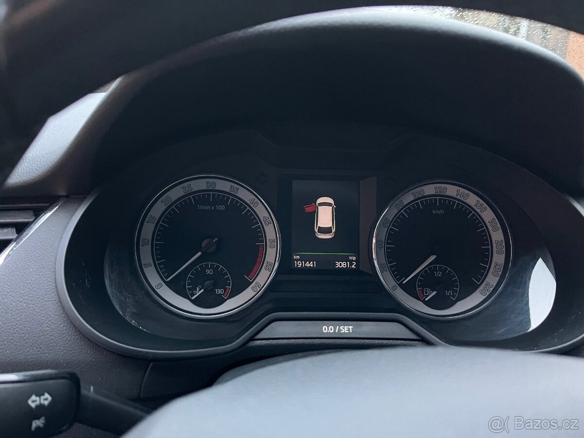 Octavia 3 2.0 TDI combi - 6