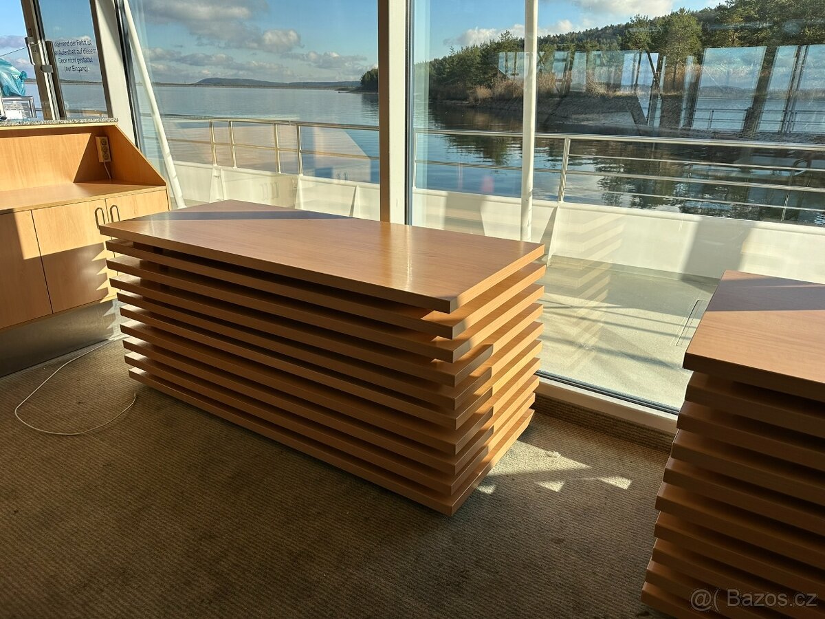 Stohovatelný PROFI restaurační nábytek.175ks židlí+41ks stůl - 6