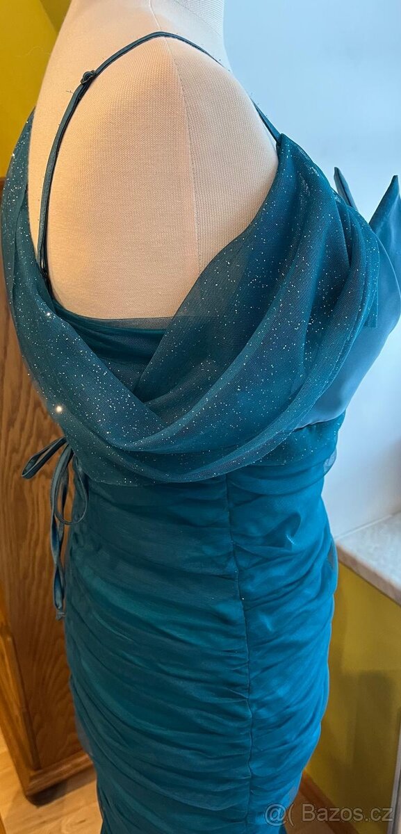 Velké večerní tylové šaty - 6