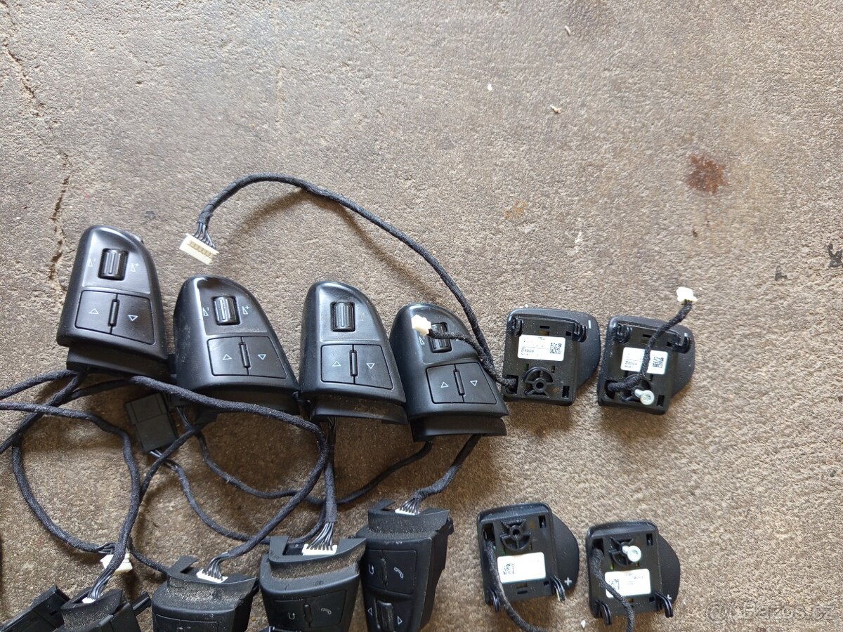 Škoda Octavia multifunkční tlačítka - 6