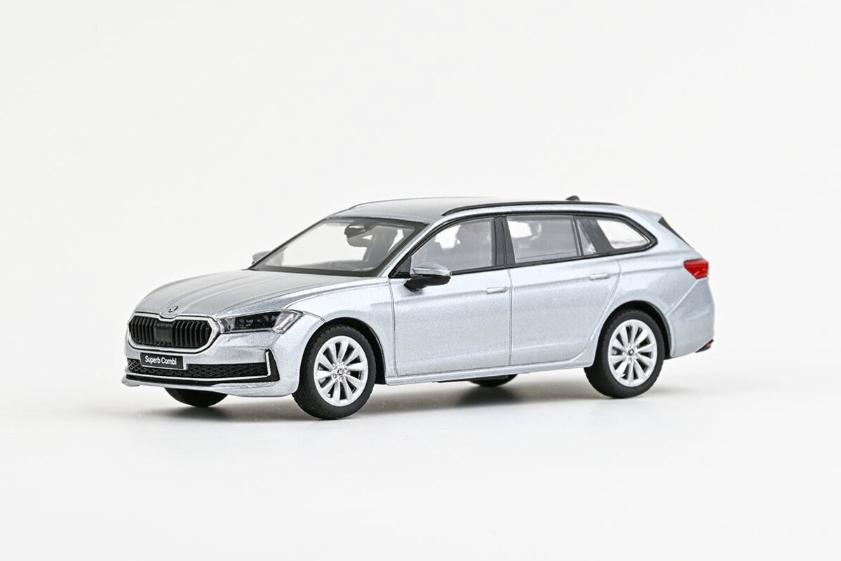 Škoda Superb IV Combi (2023) 1:43 Abrex - 6