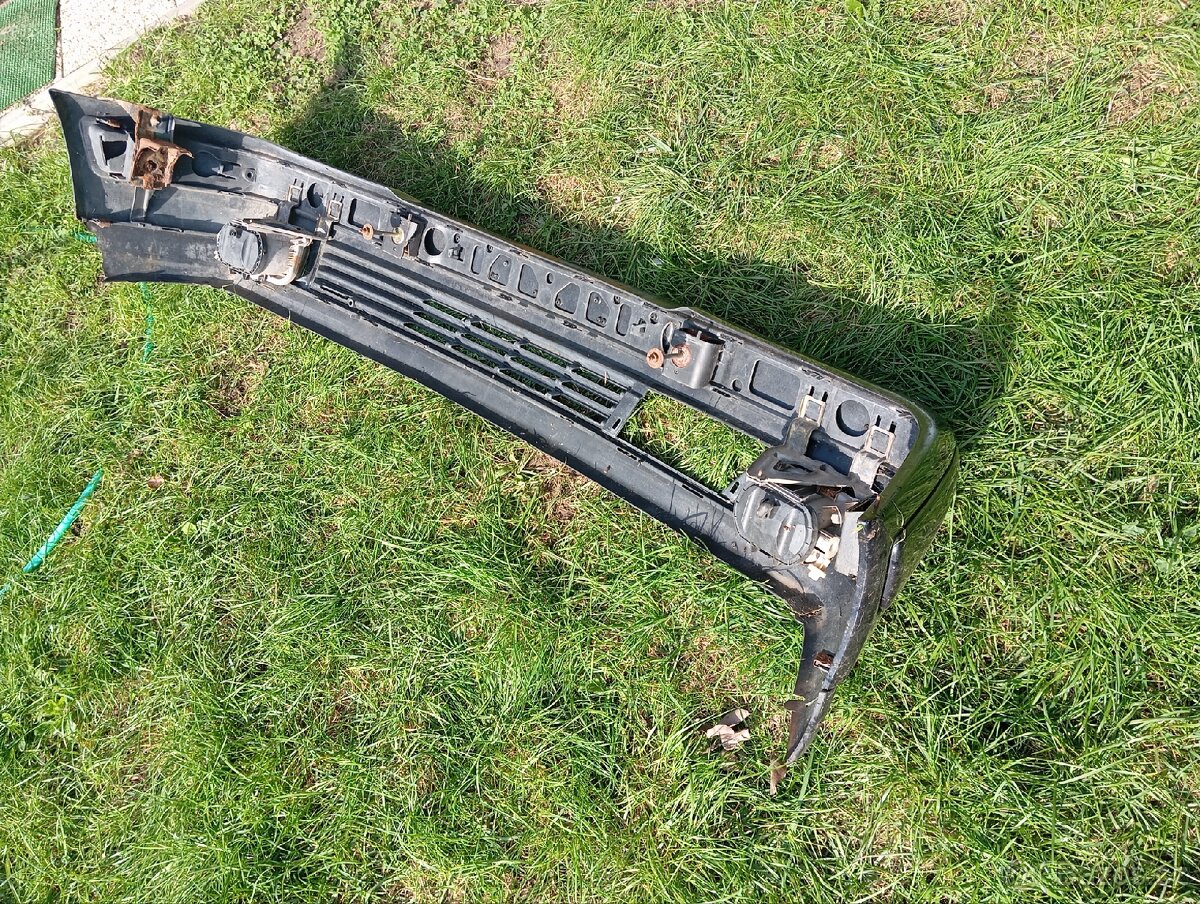 Mercedes 210 předface. - 6