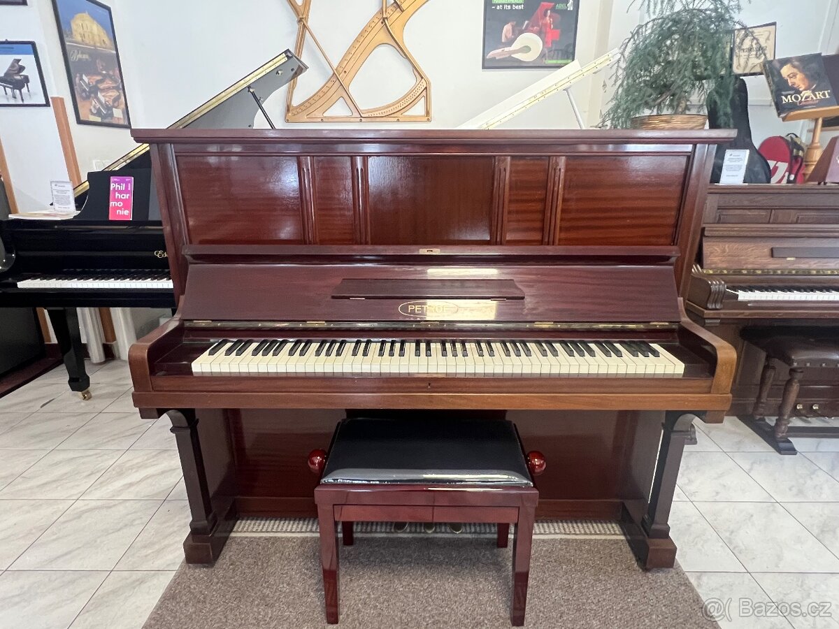 Petrof 135 v záruce, doprava zdarma, včetně židle - 6