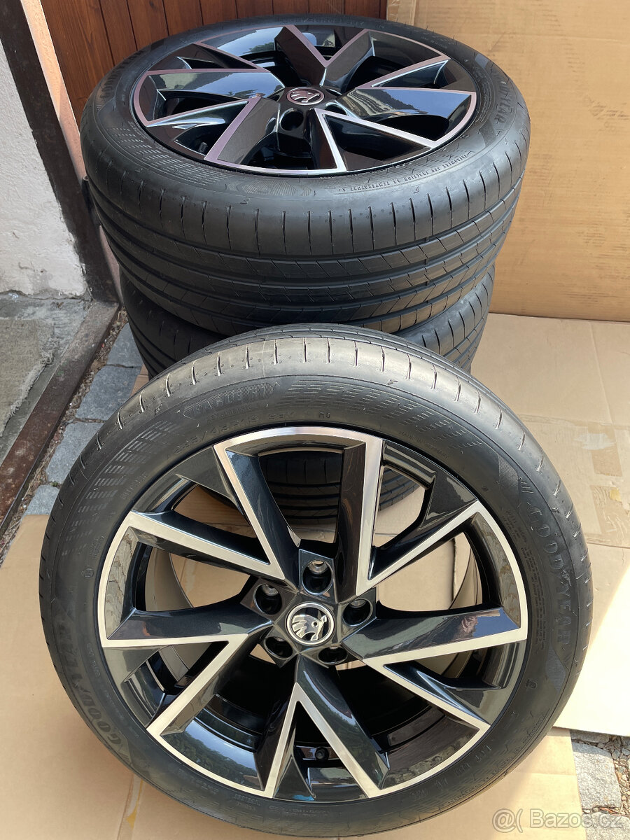 NOVÁ ORIGINÁL R18 SADA ŠKODA SUPERB III 235/45/18 R.V. 2024 - 6