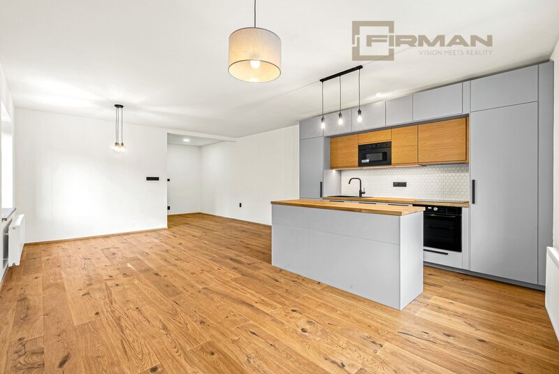 Prodej nadstandardního bytu 2kk + pracovna s parkovacím míst - 6