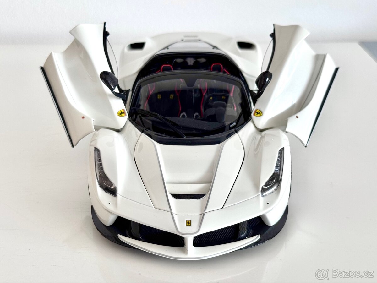 Ferrari LaFerrari Aperta - BBR 1:18 - 6