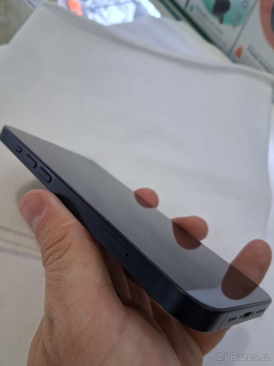 Apple iPhone 13 256 GB - 6