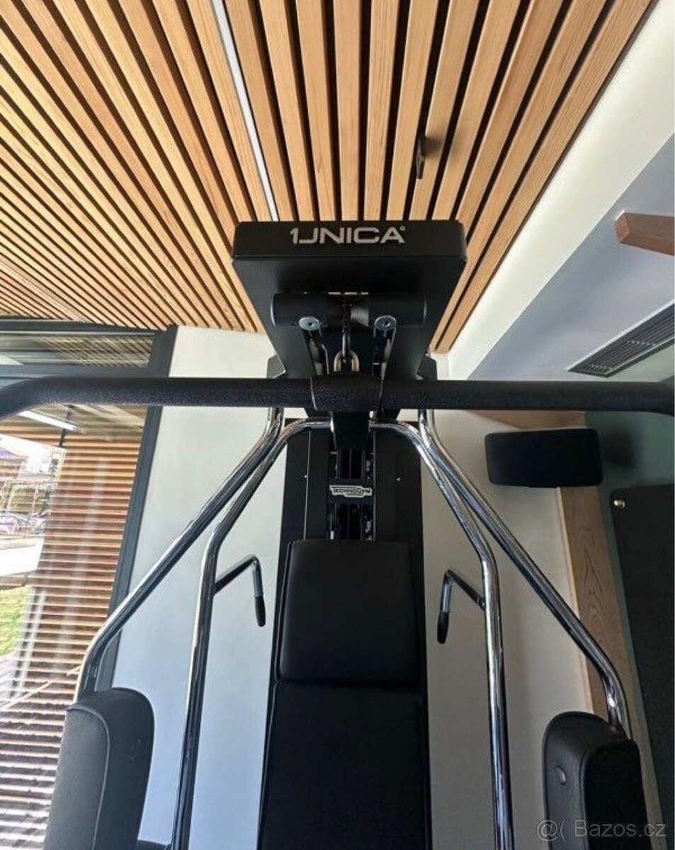 Zánovní posilovací věž Technogym Unica - 6