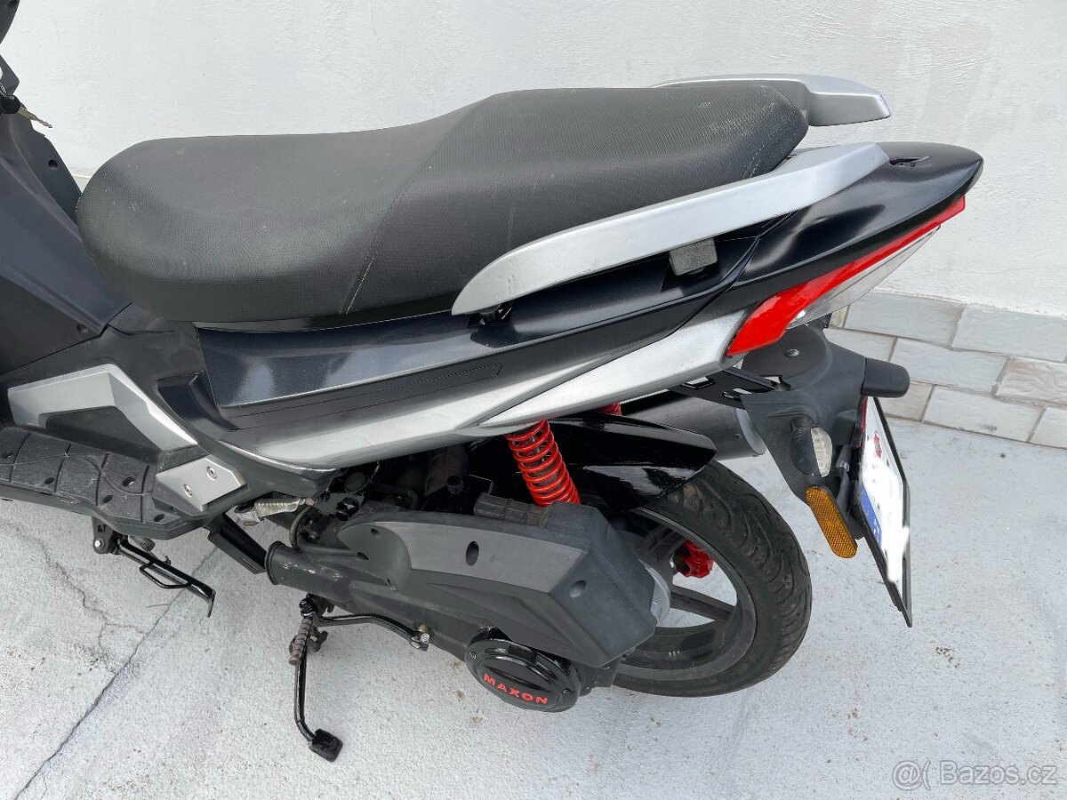 Skútr MAXON ARDOUR 125 - 6