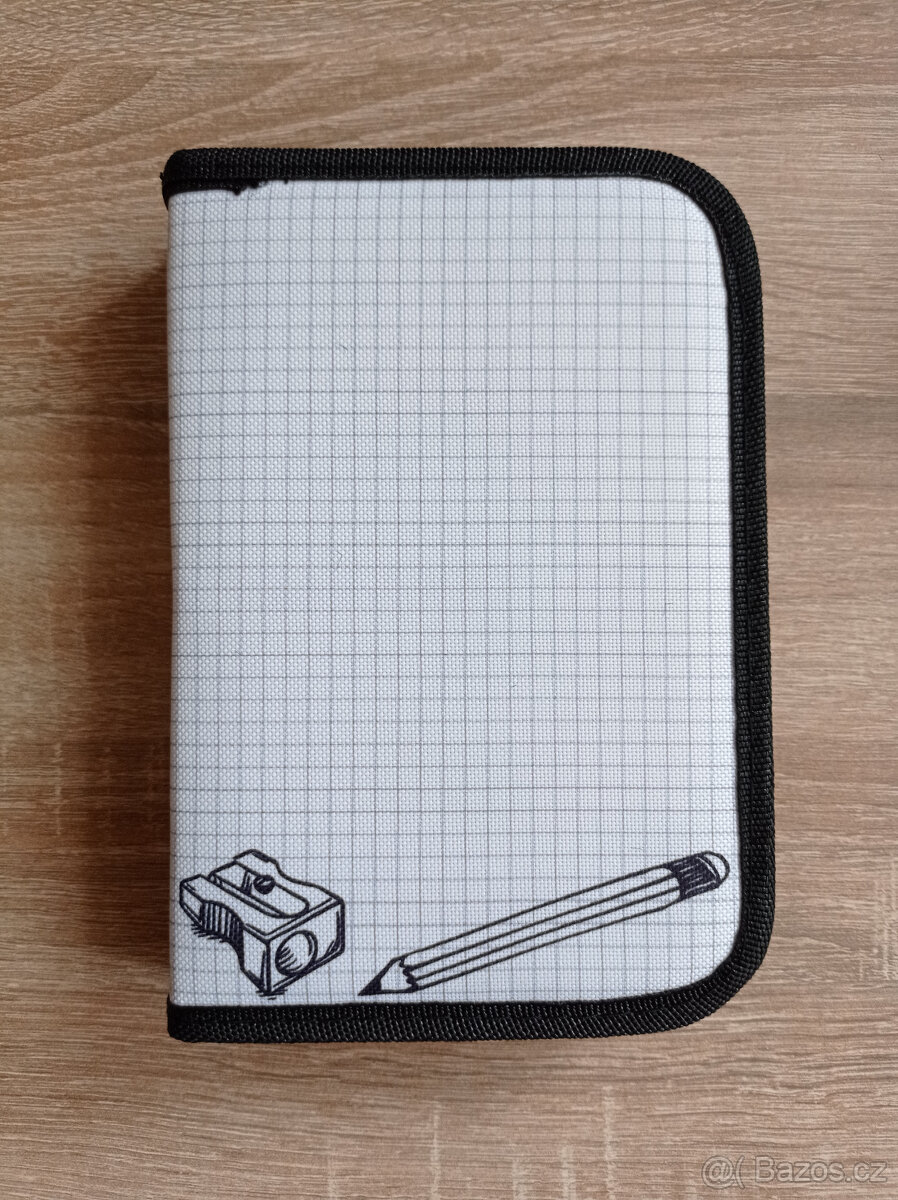 Penál, kyblík na písek, gumové postavičky (Angry birds, aj.) - 6