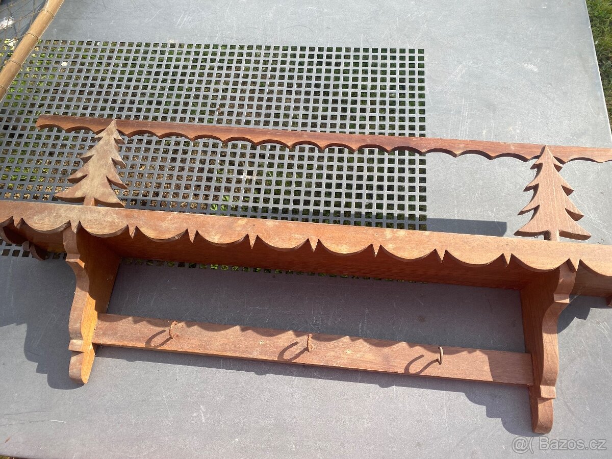 Stará dřevěná police - 6