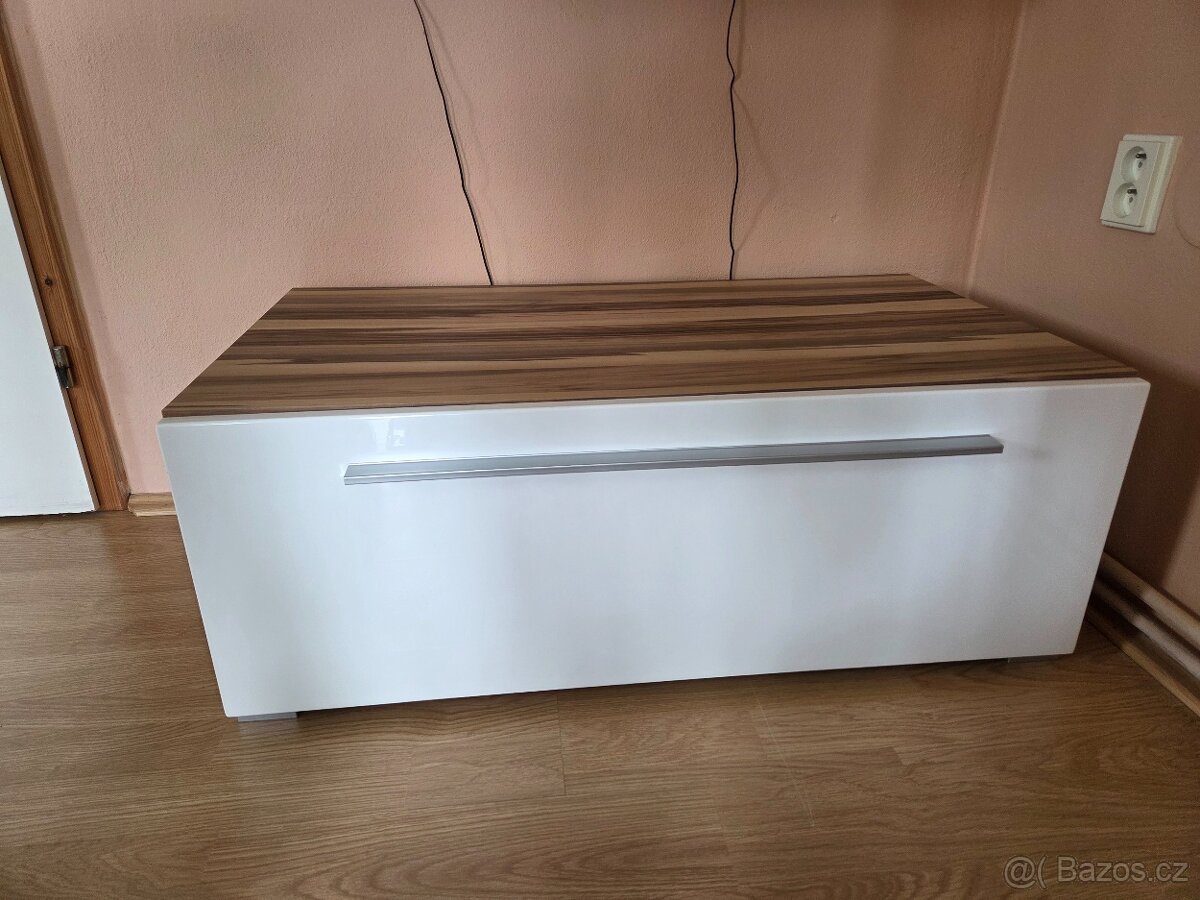 Nábytek do obývacího pokoje, tv stolek, komoda, regál - 6