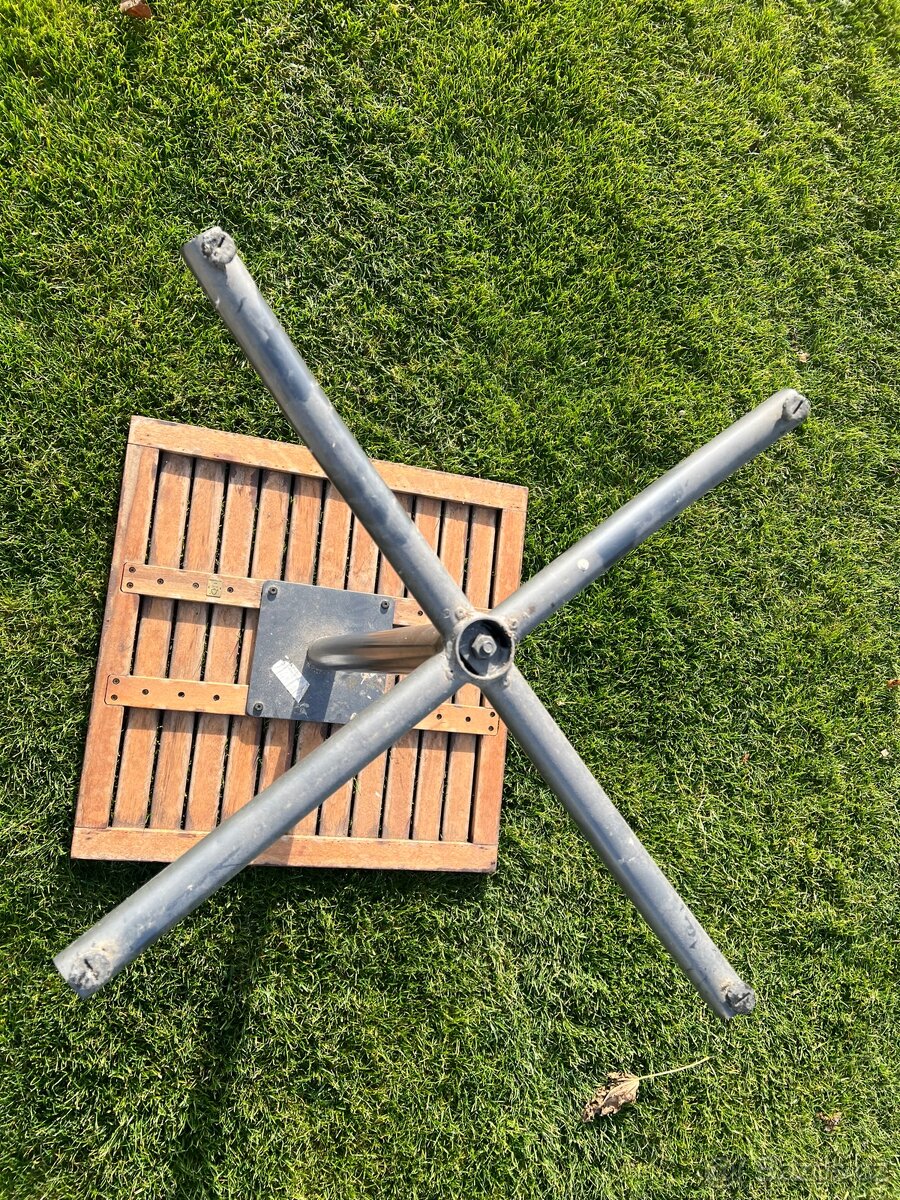 Prodám zahradní stolky - 6