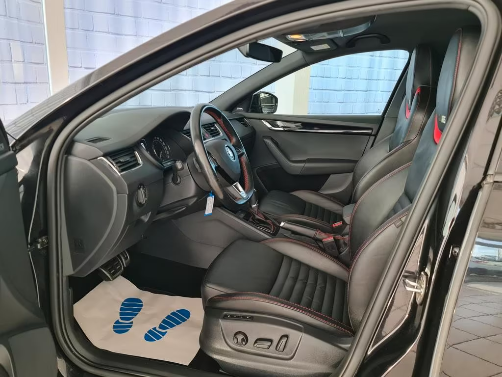 ŠKODA OCTAVIA RS 230 DSG - 6