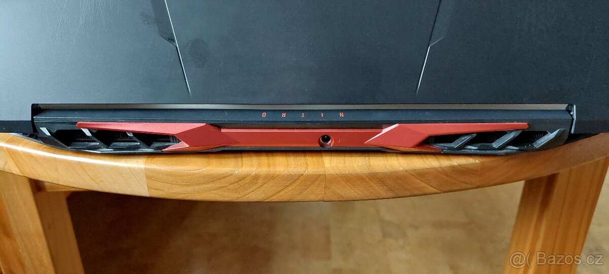 Acer Nitro 5 (AN515-45-R1SC) - 6