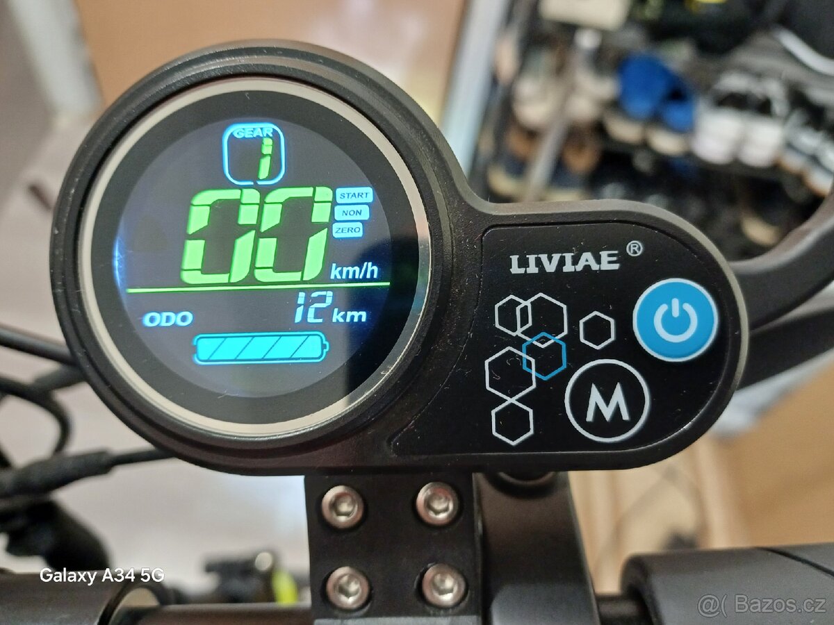 Prodám E-scooter W-TEC Tenmark ll 500W. 10' - 6