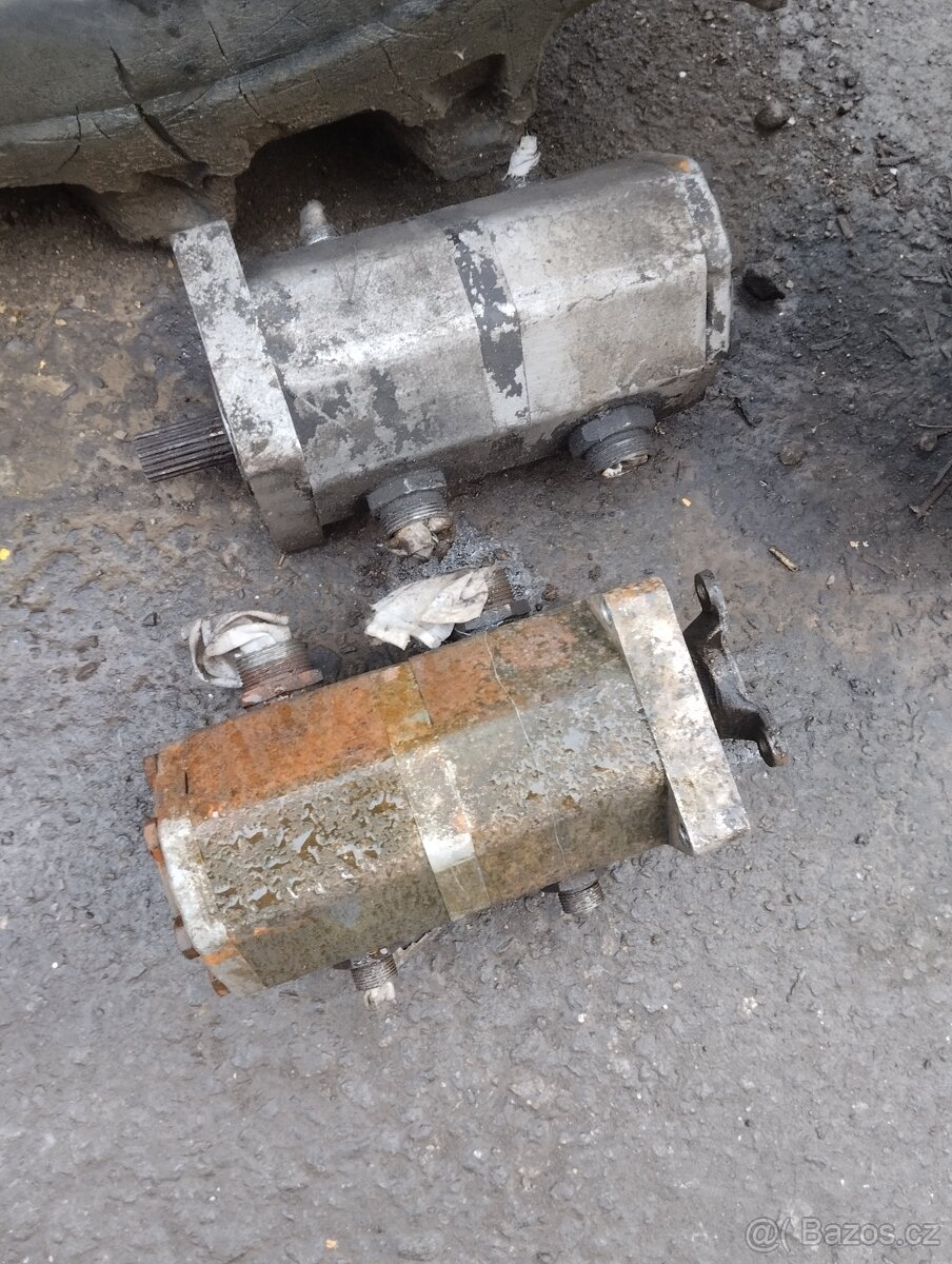 Prodám nádrž na Tatra - 6