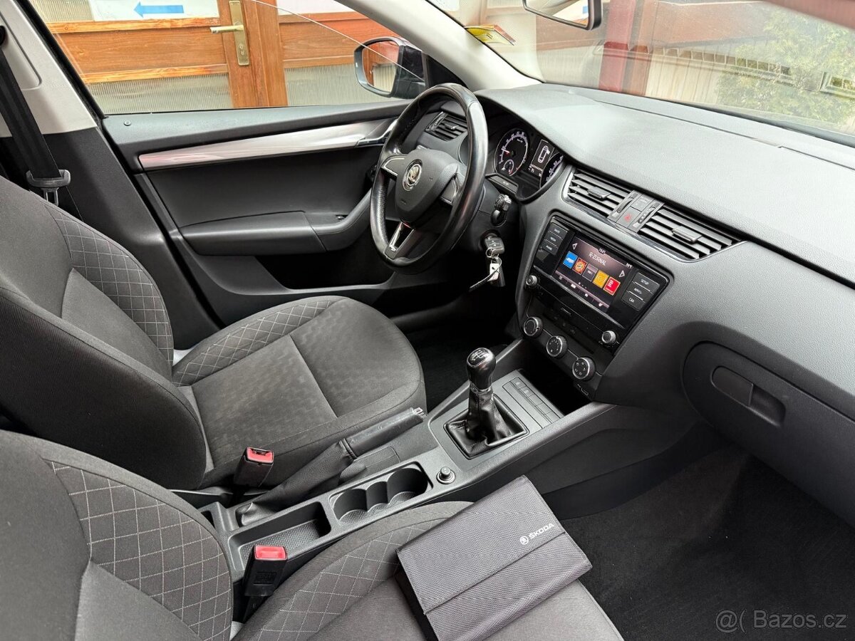 Škoda Octavia 1,6TDi III Facelift ČR - 6